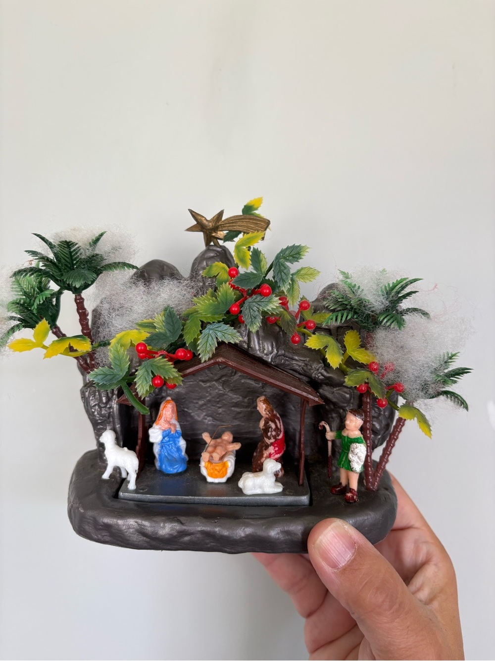 Vintage 1974 Hong Kong Nativity Scene Diorama Christmas Decor
